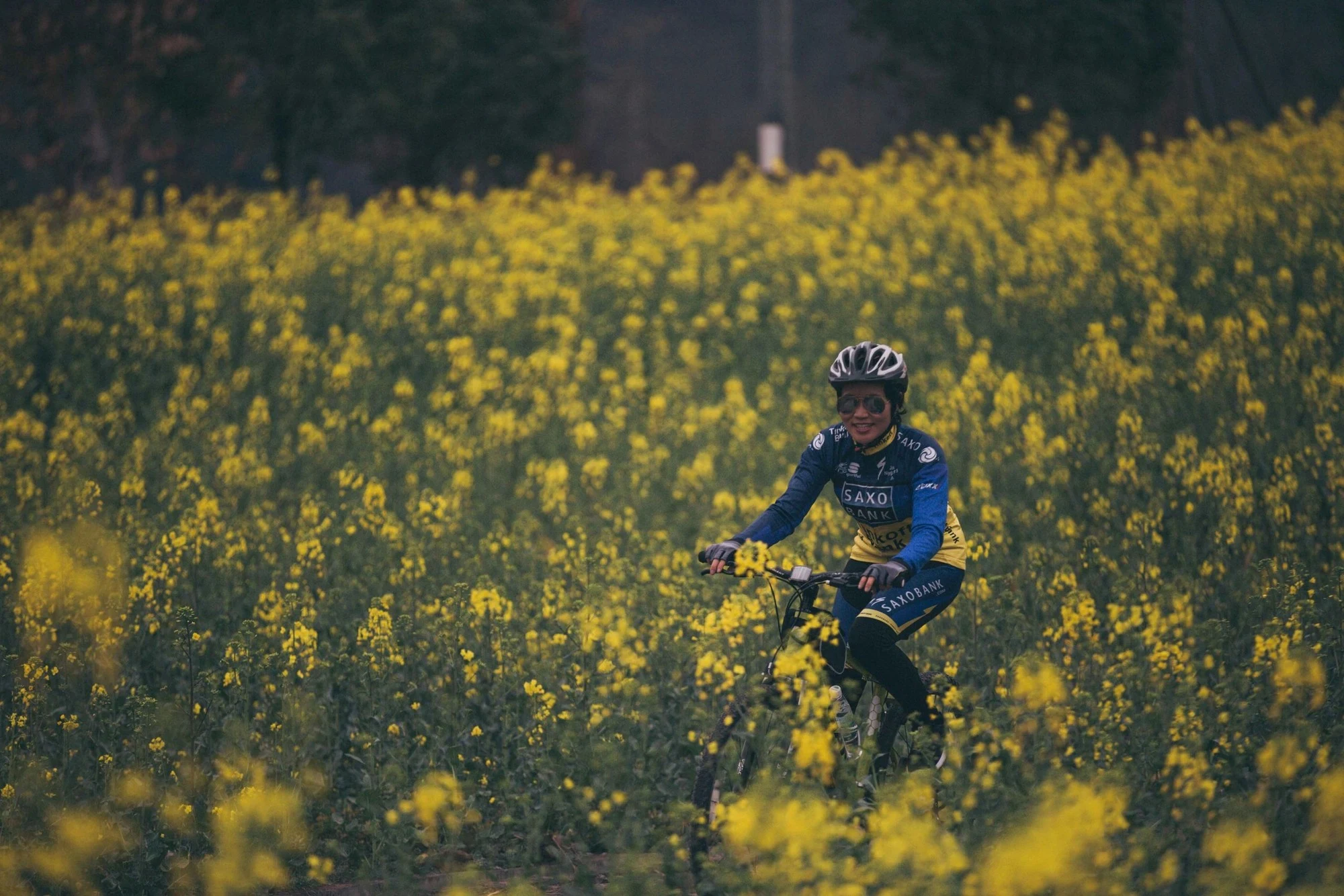 Explore Sichuan by Bicycle — travel photographs