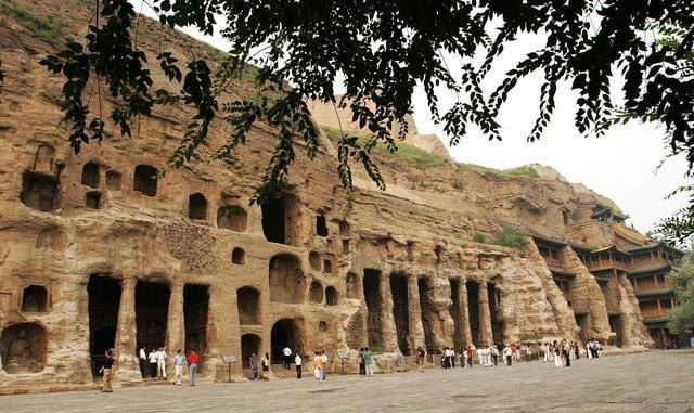 Discover Datong’s Cave Art and Mountain Temple — travel photographs