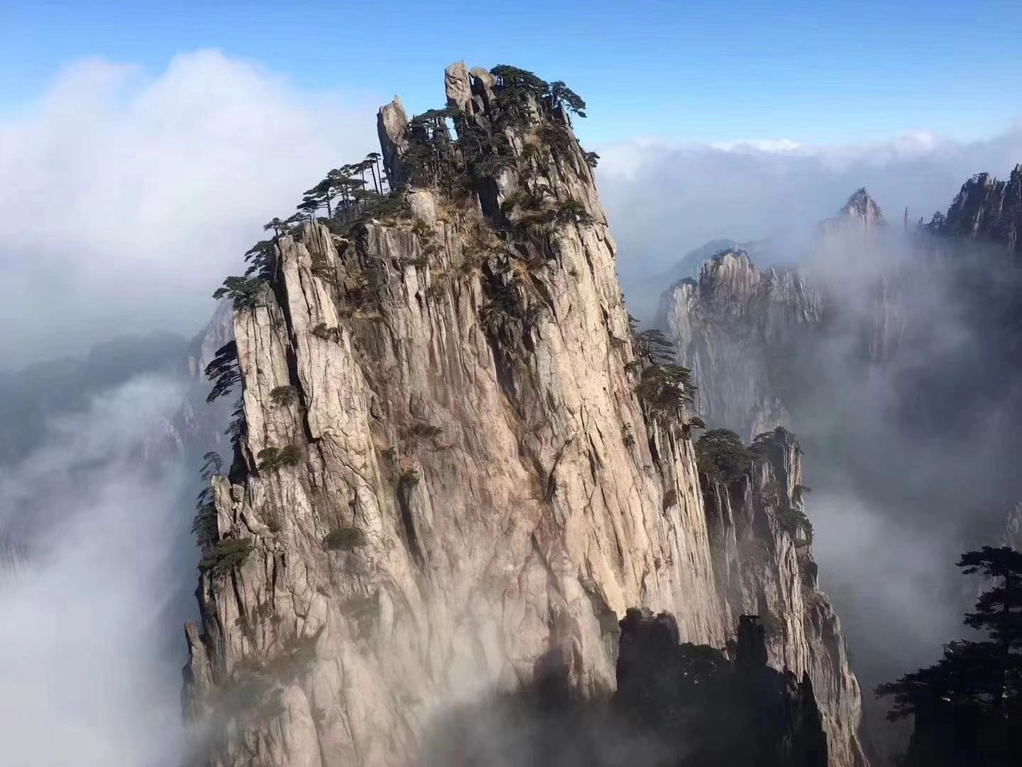 Mountain Trails and Historic Villages at Huangshan — travel photographs