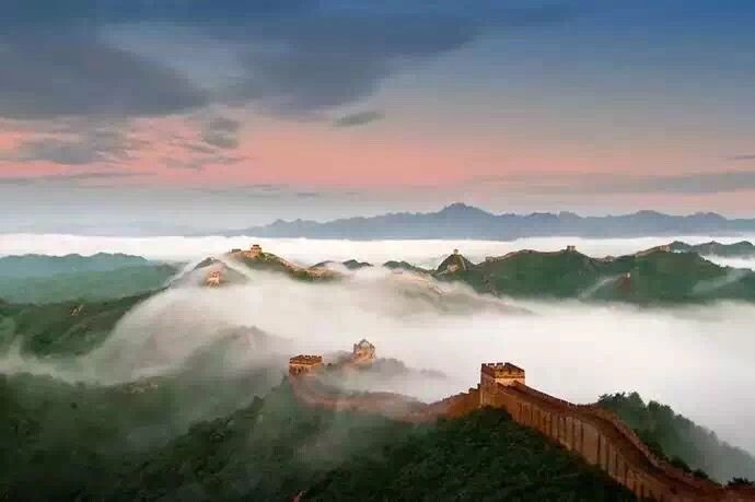 Walk among Jinshanling’s Watchtowers — travel photographs